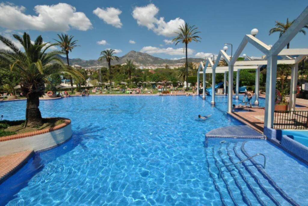 Apartamento 215. Primera Linea De Playa. 贝纳尔马德纳 外观 照片