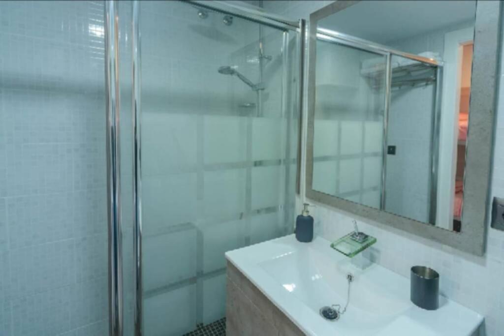 Apartamento 215. Primera Linea De Playa. 贝纳尔马德纳 外观 照片